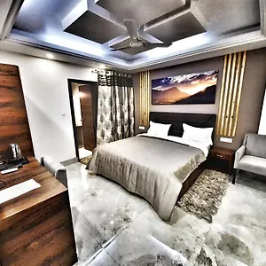 Aerocity Purple Orchid *** New Delhi