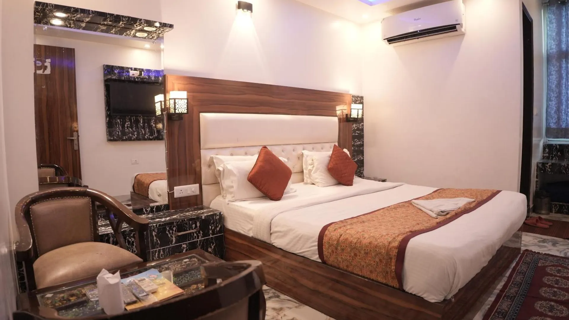 Hotel Raj Palace - Igi Airport Delhi New Delhi